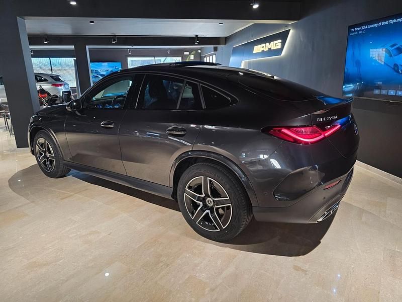 Usata Mercedes GLC220 AMG Line Premium 197 CV (144 kW) 2025 Grigio SUV