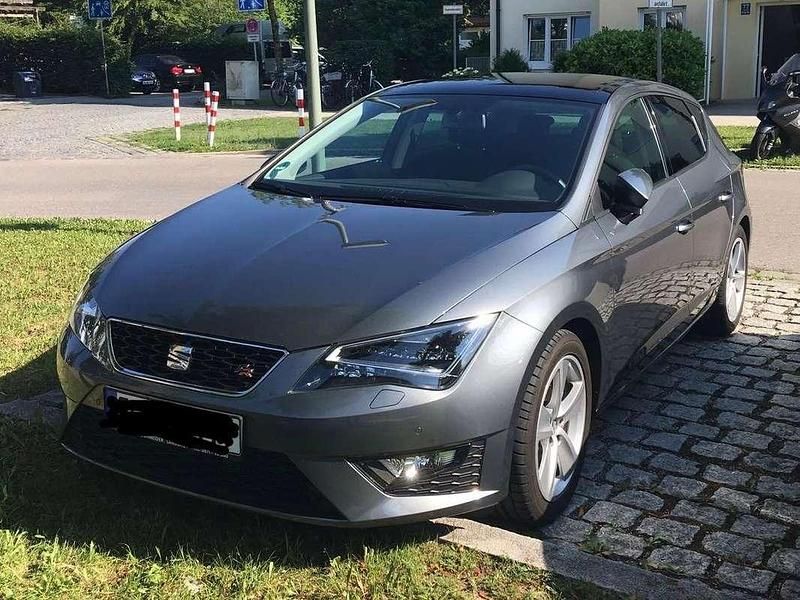 Usata Seat Leon ST 125 CV (91 kW) 2016 Grigio Station wagon