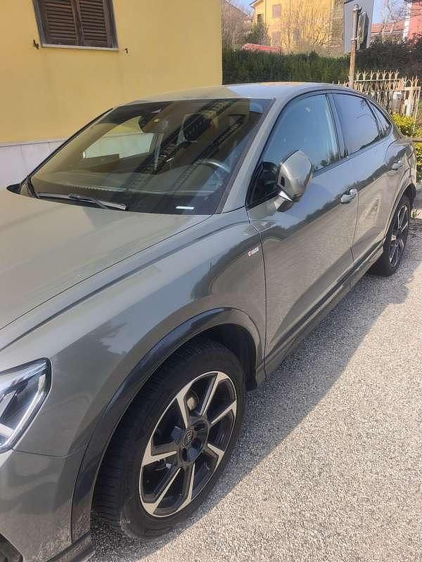 Usata Audi Q3 Sportback S-Line 150 CV (110 kW) 2020 Grigio SUV