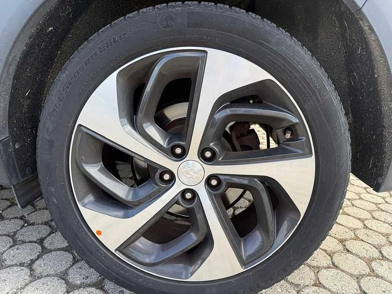 Usata Hyundai Tucson Xpossible 136 CV (100 kW) 2017 Bianco SUV