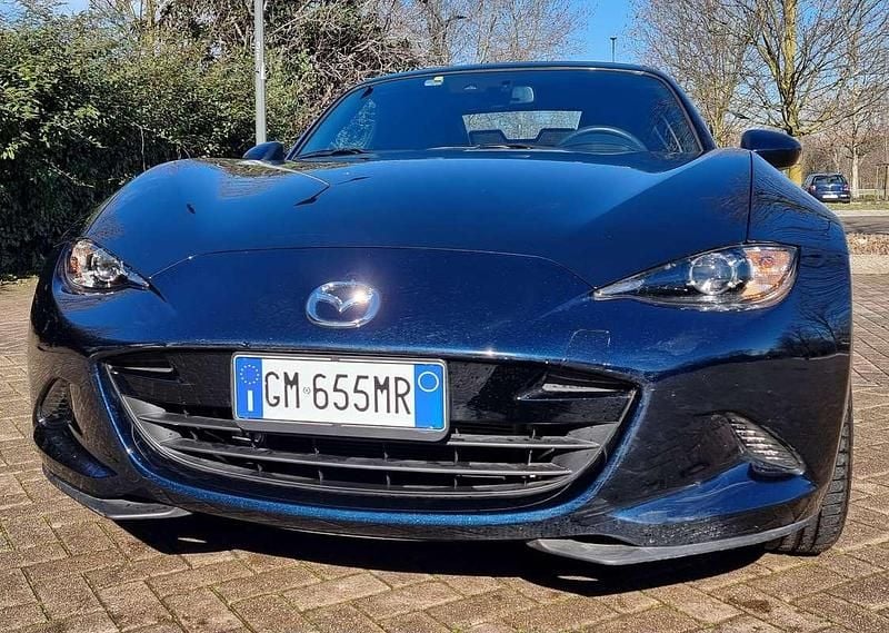 Usata Mazda MX5 Exclusive-Line 132 CV (97 kW) 2023 Blu/azzurro Cabrio