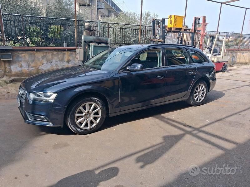 Usata Audi A4 177 CV (130 kW) 2012 Blu Station wagon