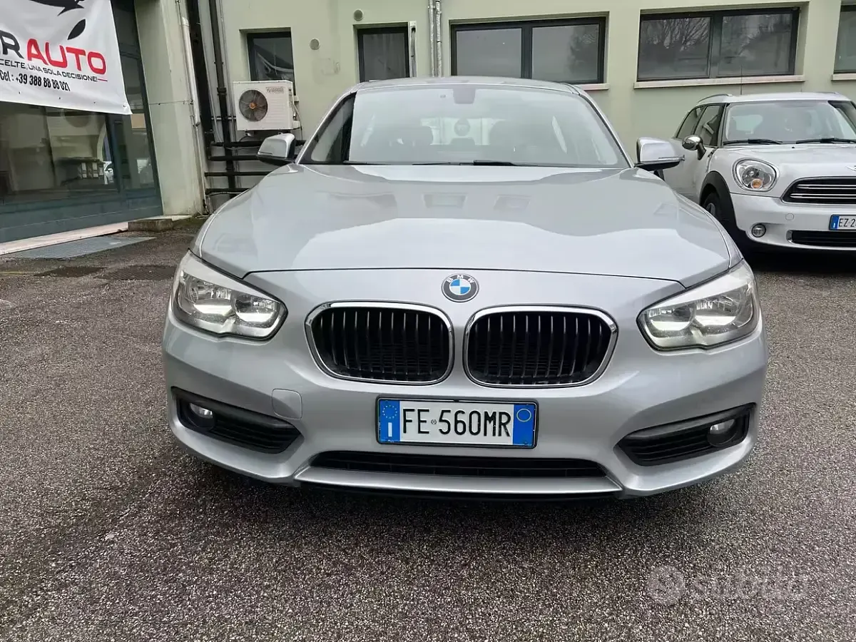 Usata BMW 116 Sport Line 116 CV (85 kW) 2016 Grigio Utilitaria