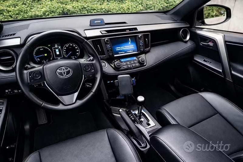 Usata Toyota RAV4 Style 2017 Nero SUV