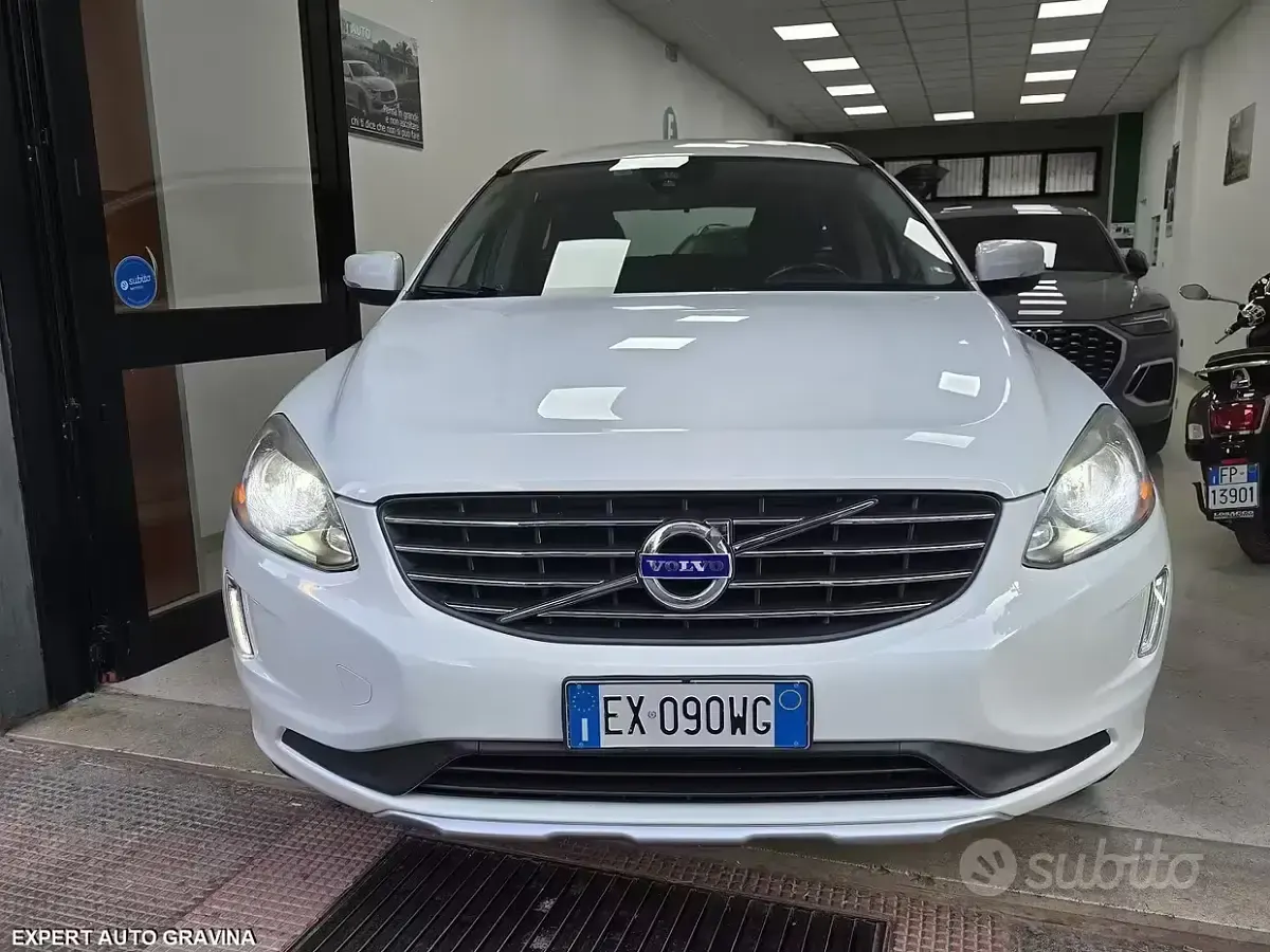 Usata Volvo XC60 181 CV (133 kW) 2015 Bianco SUV