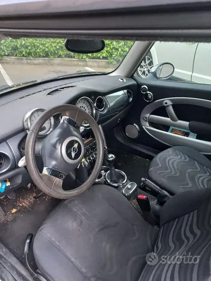 Usata Mini One D 75 CV (55 kW) 2003 Grigio Utilitaria