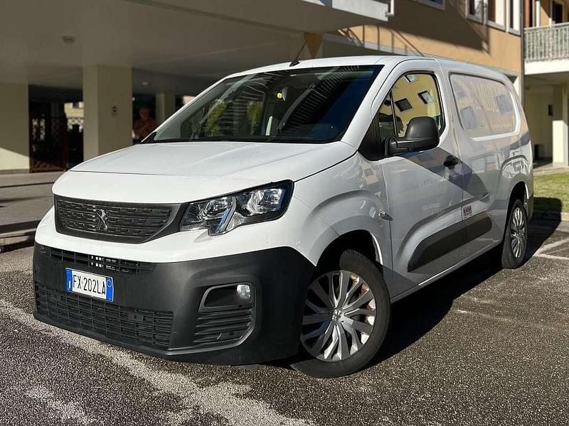 Usata Peugeot Partner 99 CV (72 kW) 2019 Bianco Monovolume