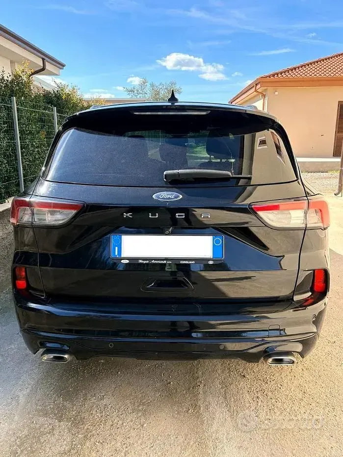 Usata Ford Kuga ST-Line 120 CV (88 kW) 2022 Nero SUV