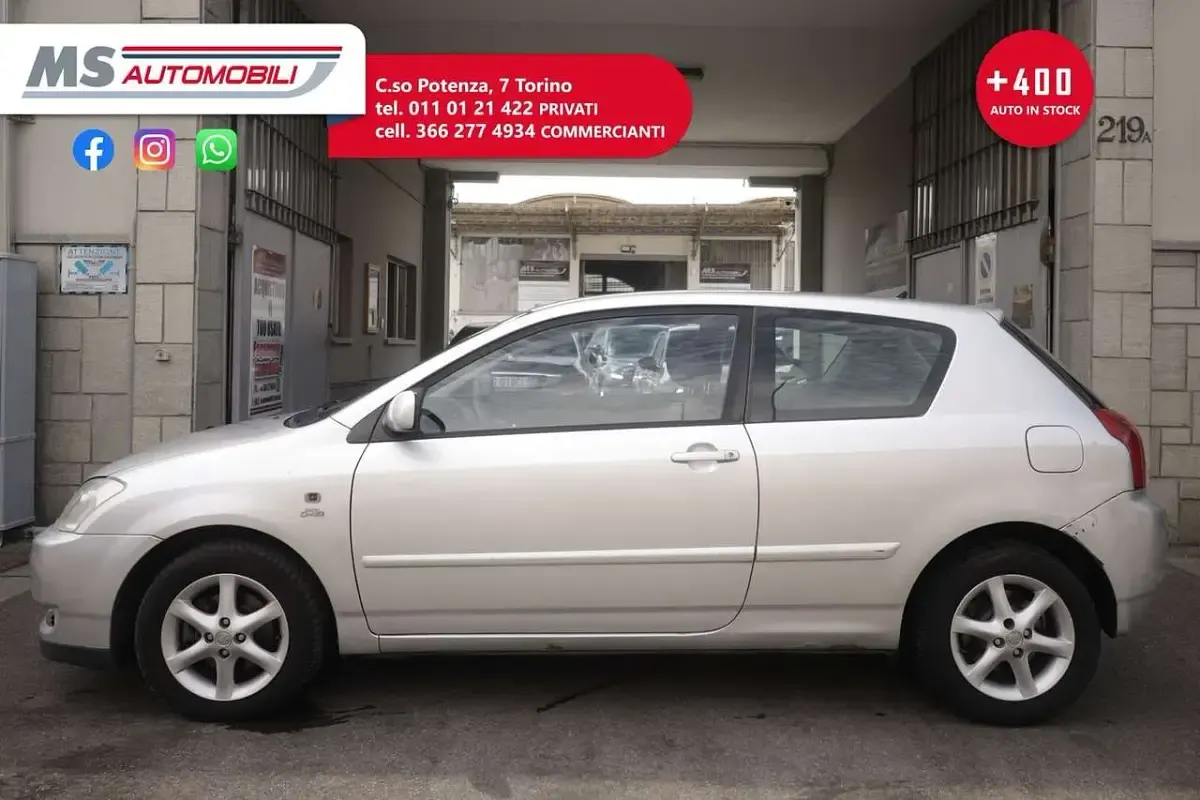 Usata Toyota Corolla Verso 110 CV (80 kW) 2002 Grigio Monovolume