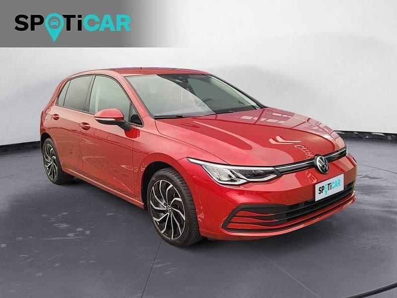 Usata VW Golf VIII Life 110 CV (80 kW) 2023 Rosso Berlina