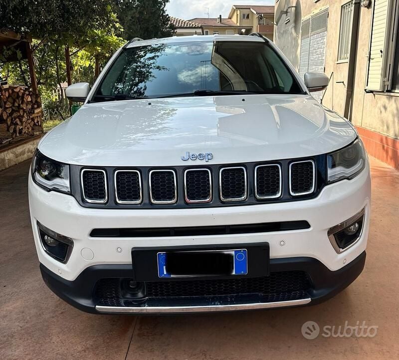 Bianco Usata 2017 Jeep Compass Limited SUV | 18.900 € (Buon prezzo) - Immagine 1/4