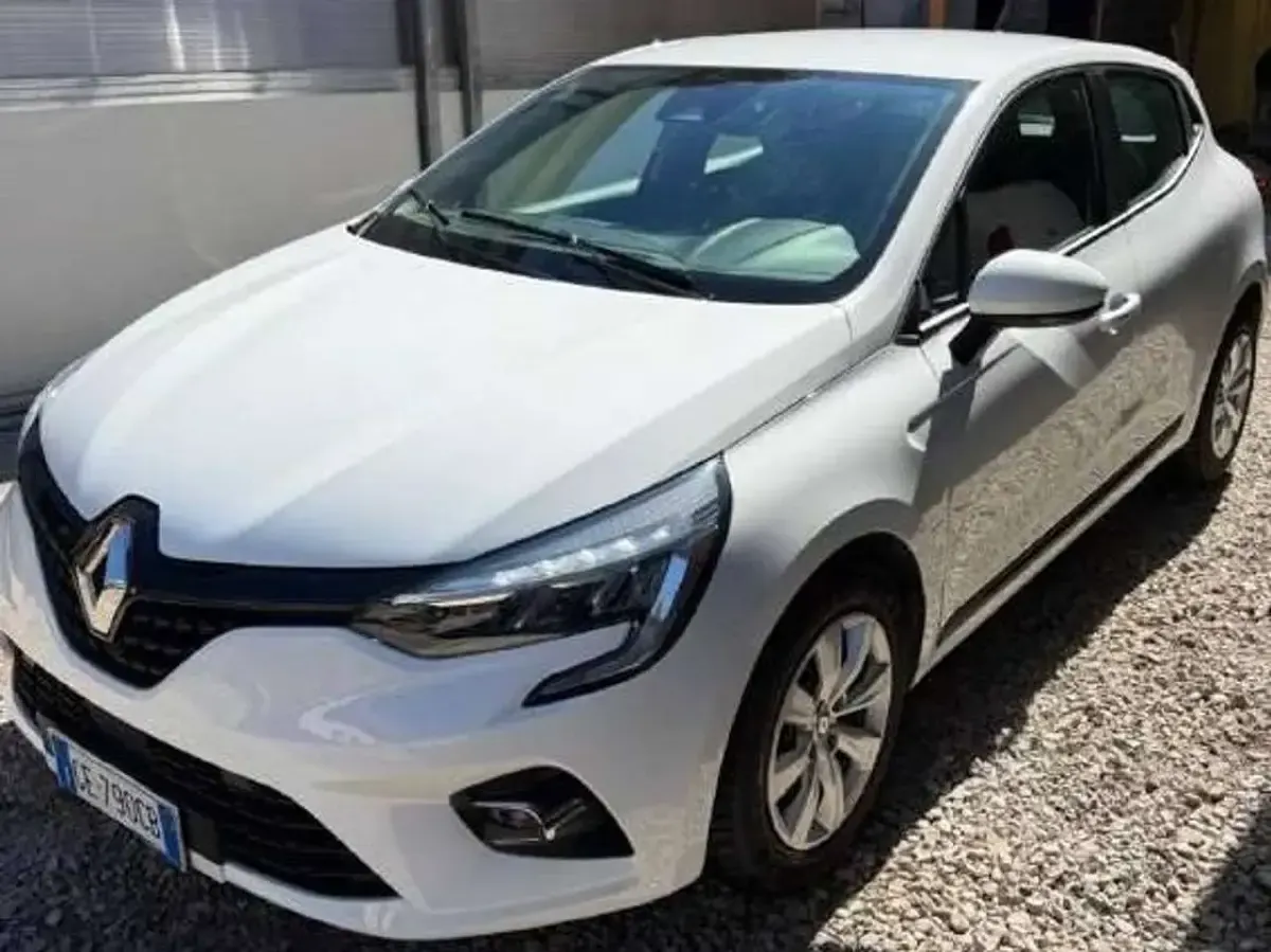 Usata Renault Clio V Business 86 CV (63 kW) 2021 Bianco Berlina