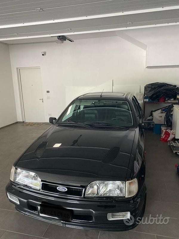 Usata Ford Sierra 120 CV (88 kW) 1992 Nero Berlina