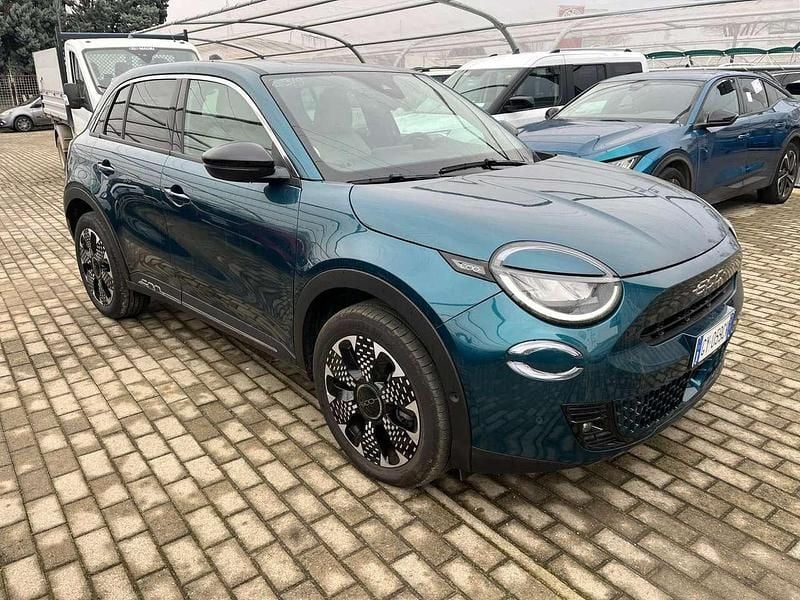 Usata Fiat 600 La Prima 101 CV (74 kW) 2025 Blu SUV