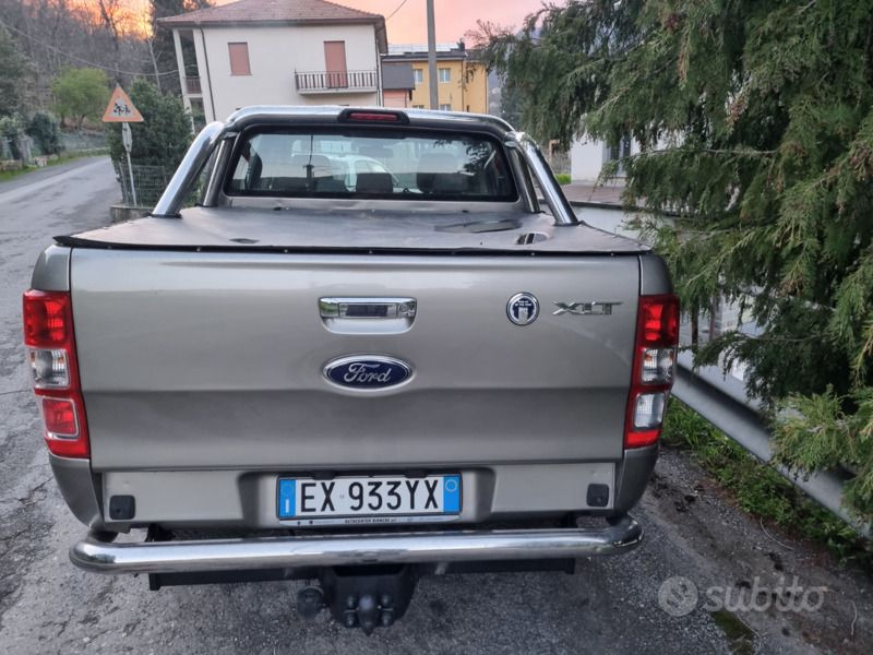 Usata Ford Ranger 150 CV (110 kW) 2014 Grigio Pick-up