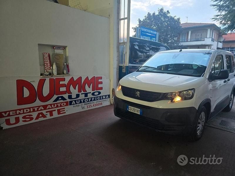 Bianco Usata 2020 Peugeot Rifter Allure Monovolume | 17.500 € (Ottimo prezzo) - Immagine 1/4