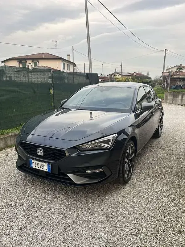 Usata Seat Leon FR 131 CV (96 kW) 2022 Berlina