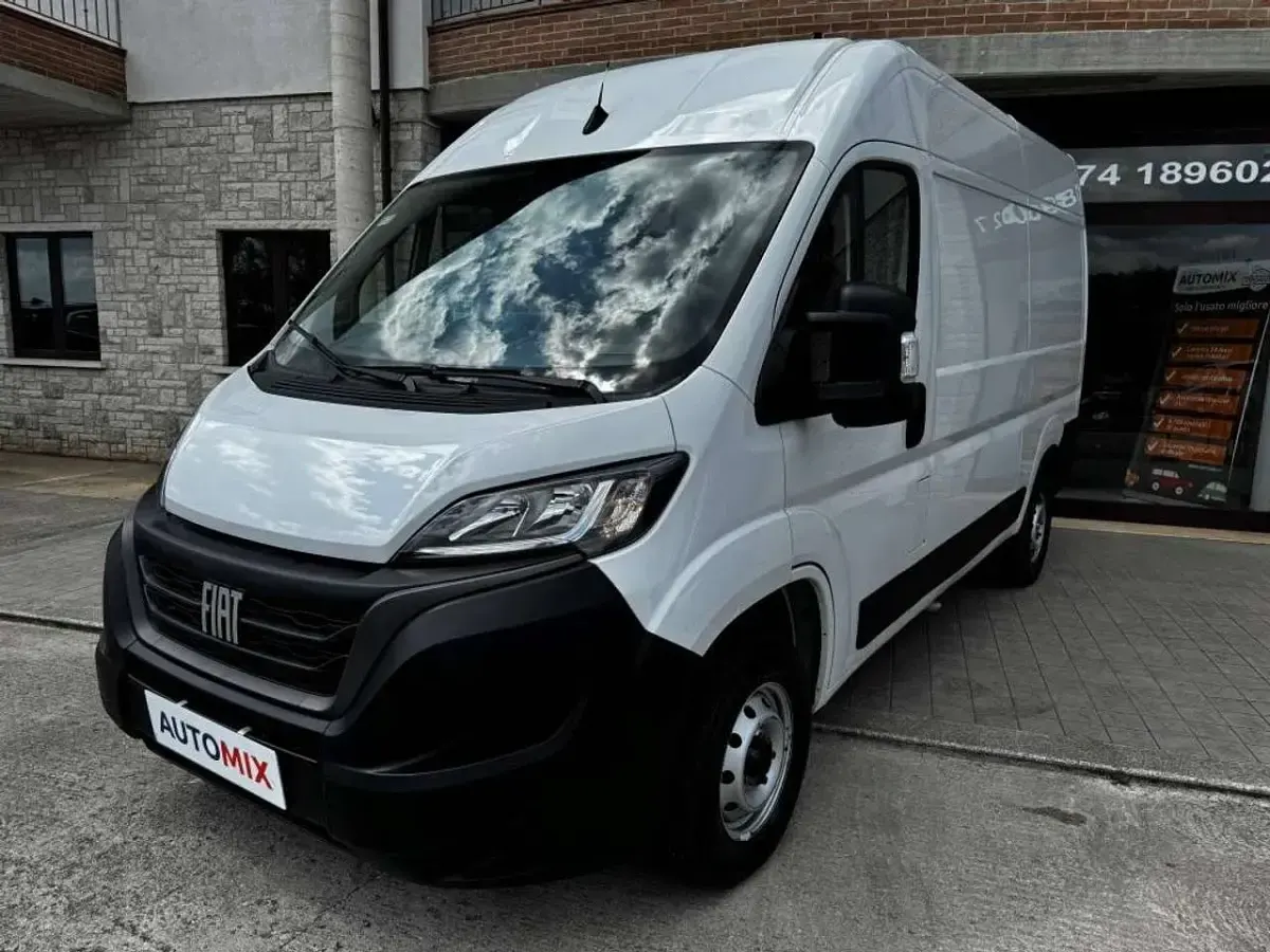 Usata Fiat Ducato 140 CV (102 kW) 2023 Bianco Furgone