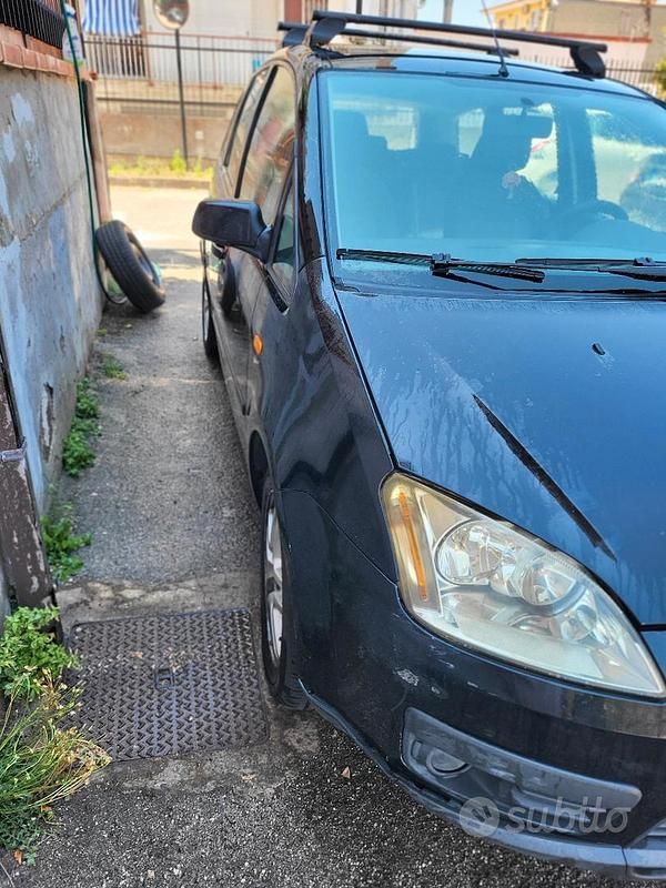 Usata Ford C-MAX 90 CV (66 kW) 2004 Nero Monovolume