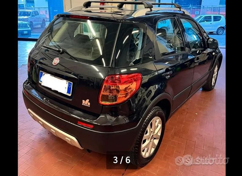 Usata Fiat Sedici 120 CV (88 kW) 2010 SUV