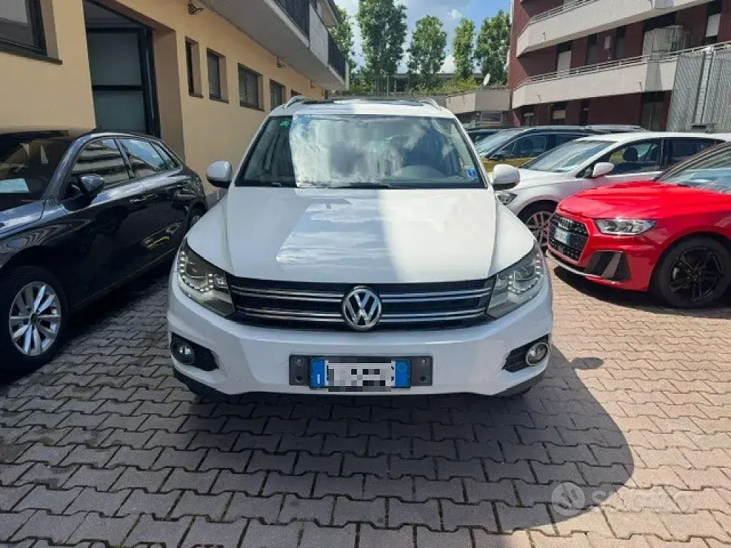 Usata VW Tiguan Sportline 140 CV (102 kW) 2012 Bianco SUV