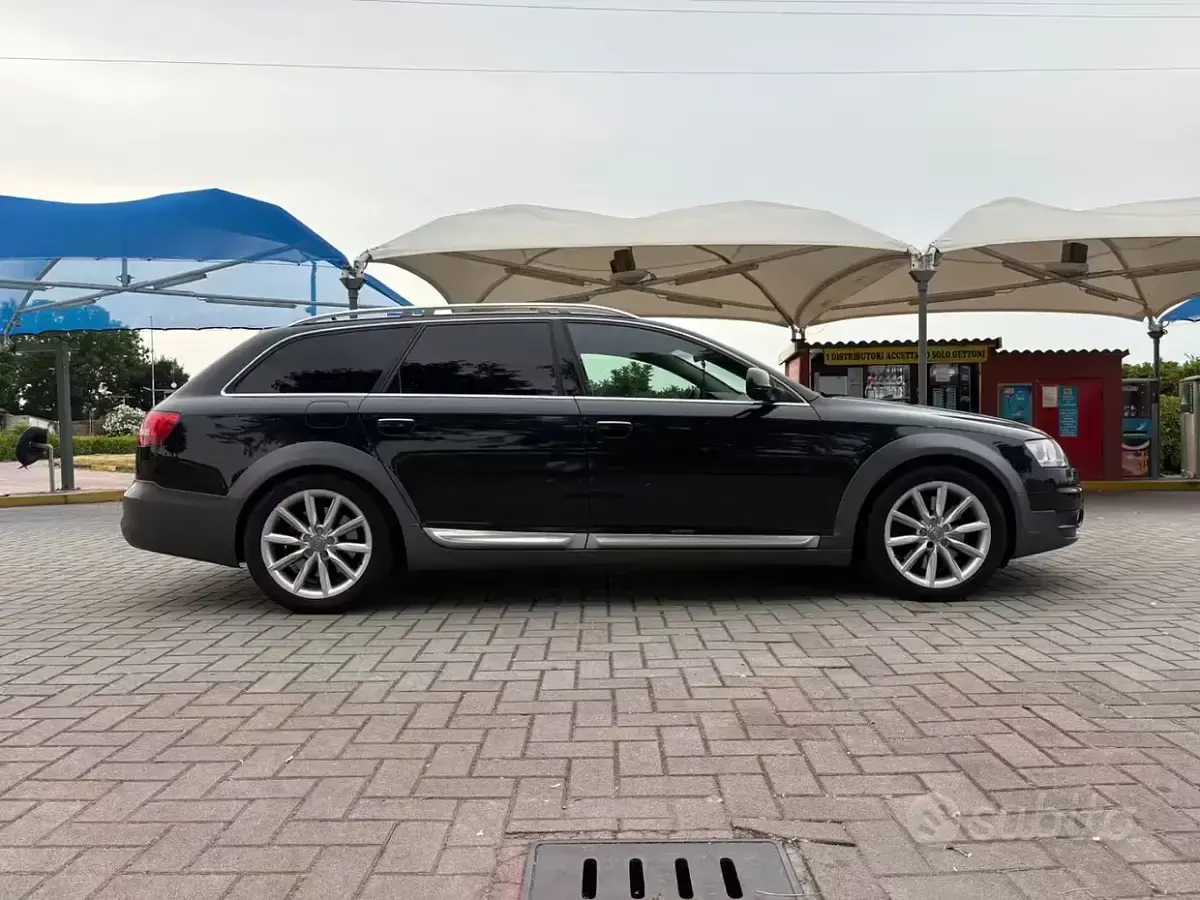 Usata Audi A6 Allroad Comfort 239 CV (175 kW) 2011 Nero Station wagon