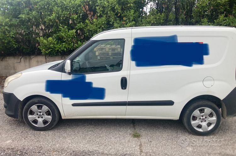 Usata Fiat Doblò 2011 Bianco Monovolume