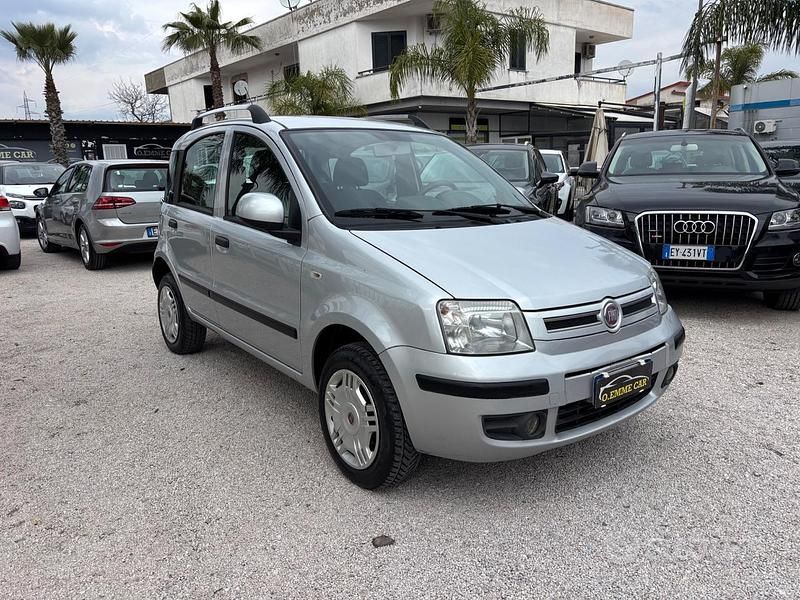 Usata Fiat Panda Dynamic 60 CV (44 kW) 2010 Grigio Utilitaria