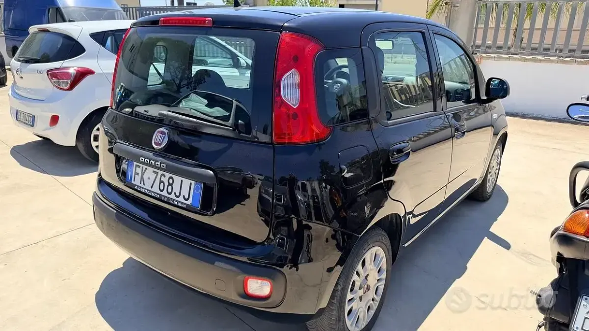 Usata Fiat Panda Easy 69 CV (50 kW) 2017 Nero Utilitaria