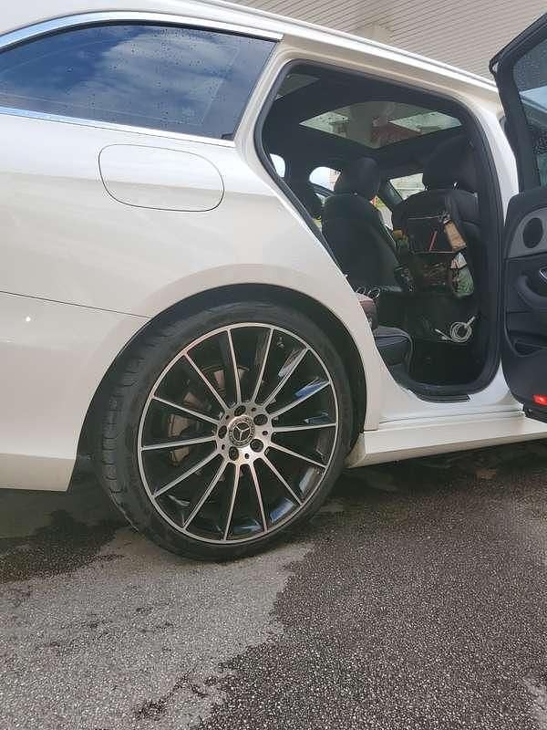 Usata Mercedes E220 Premium Plus 194 CV (142 kW) 2018 Bianco Station wagon