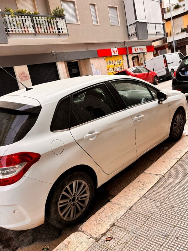 Usata Citroën C4 Exclusive 110 CV (80 kW) 2011 Bianco Utilitaria