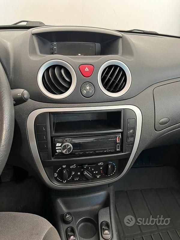 Usata Citroën C2 60 CV (44 kW) 2007 Blu Utilitaria
