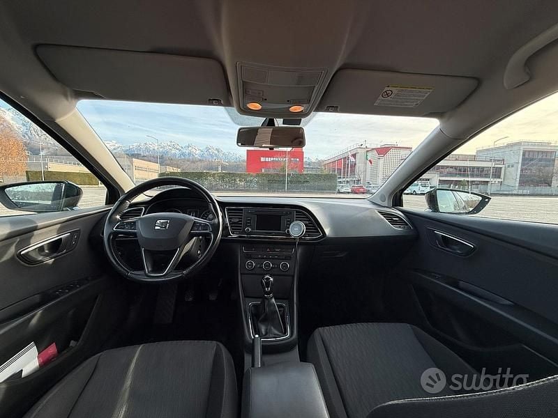 Usata Seat Leon Style 105 CV (77 kW) 2014 Nero Coupé