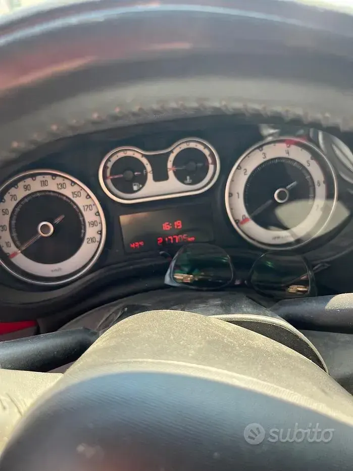 Usata Fiat 500L 85 CV (62 kW) 2012 Rosso Monovolume