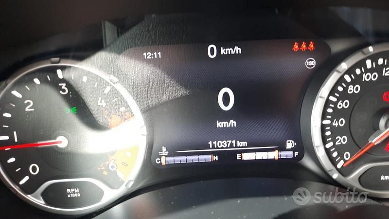 Usata Jeep Renegade Limited 140 CV (102 kW) 2015 Bianco SUV