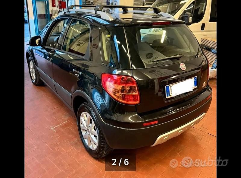 Usata Fiat Sedici 120 CV (88 kW) 2010 SUV