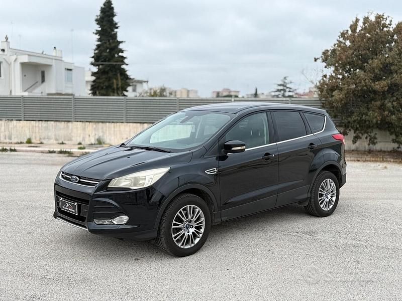 Usata Ford Kuga Titanium 140 CV (102 kW) 2014 Nero SUV