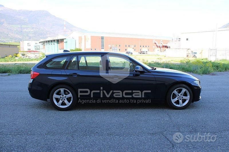 Usata BMW 320 Efficient Dynamics 190 CV (139 kW) 2015 Blu Station wagon