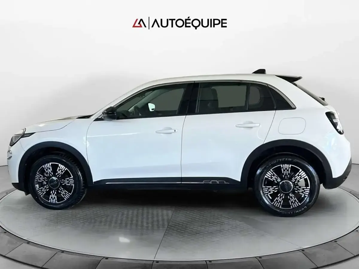 Usata Fiat 600 Pop 145 CV (106 kW) 2025 Bianco SUV