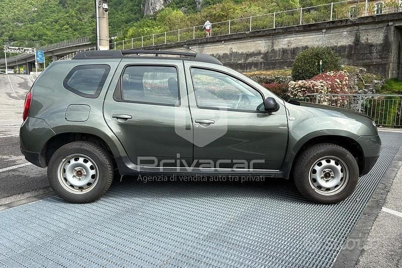 Usata Dacia Duster Lauréate 110 CV (80 kW) 2013 Grigio SUV
