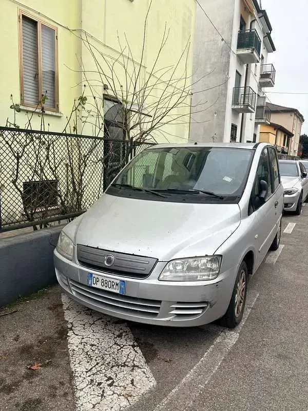 Usata Fiat Multipla Emotion 103 CV (75 kW) 2009 Monovolume