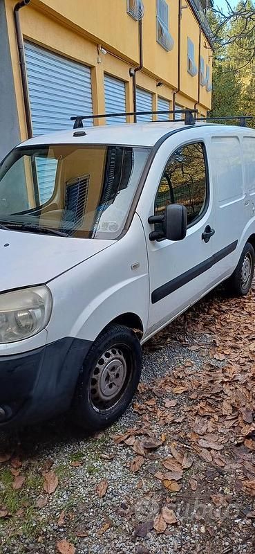Usata Fiat Doblò 75 CV (55 kW) 2008 Monovolume