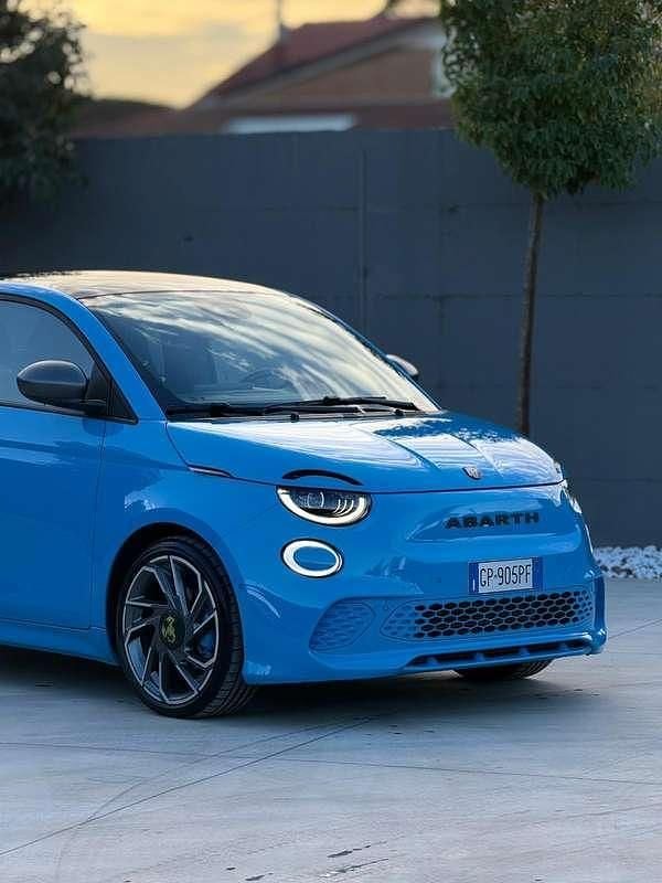 Usata Abarth 500e Turismo 47 kW (64 CV) 2023 Utilitaria