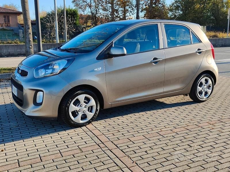 Usata 2016 Kia Picanto Due volumi | 7500 € (Buon prezzo) - Immagine 1/4