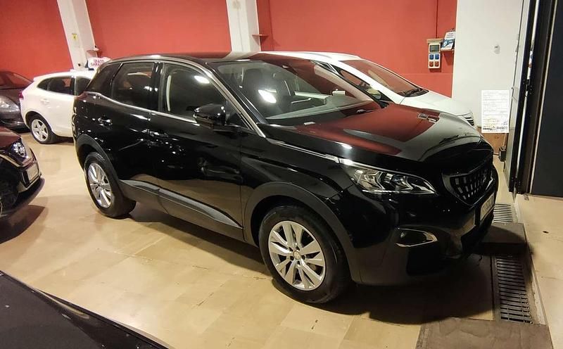 Usata Peugeot 3008 Business-Line 131 CV (96 kW) 2019 Nero SUV