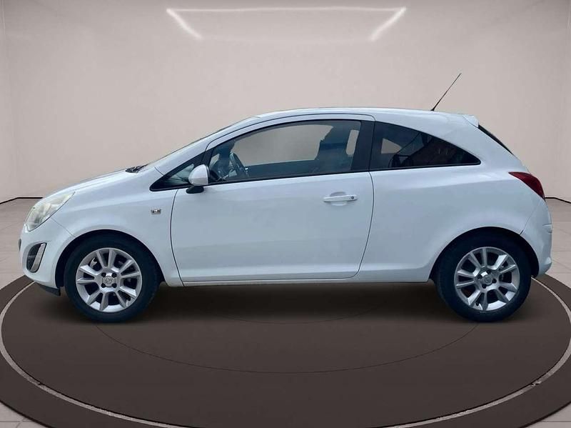 Usata Opel Corsa Sport 75 CV (55 kW) 2013 Bianco Utilitaria