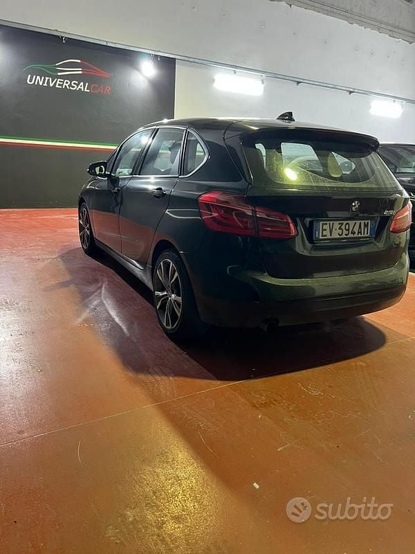 Usata BMW 218 Active Tourer Sport Line 136 CV (100 kW) 2014 Nero Monovolume