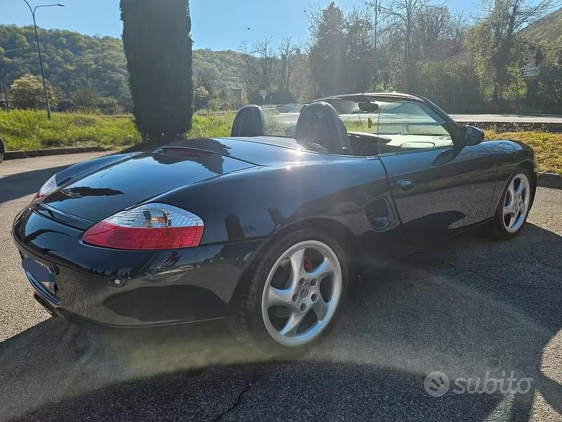 Usata Porsche Boxster 204 CV (150 kW) 1998 Blu Cabrio