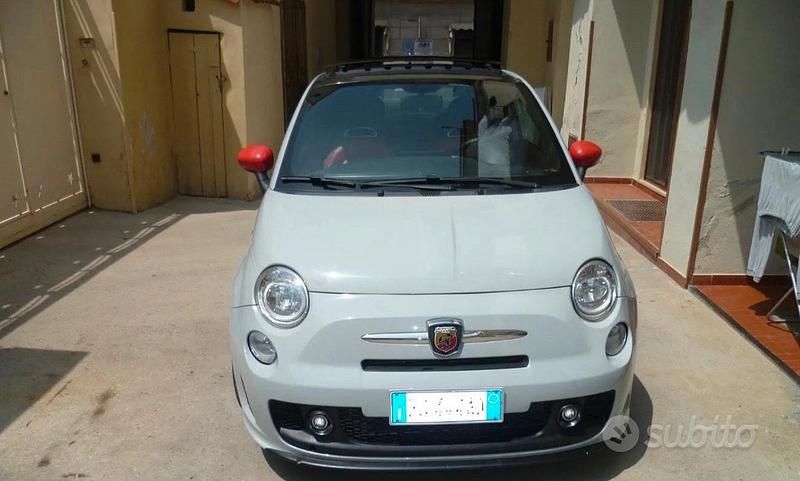Usata Abarth 500 135 CV (99 kW) 2010 Utilitaria