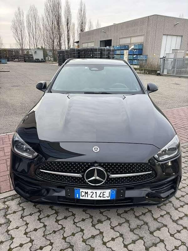 Usata Mercedes C220 Premium Plus 200 CV (147 kW) 2023 Nero Station wagon